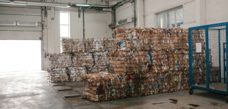 Como o lixo é processado após a reciclagem e seu impacto no meio ambiente