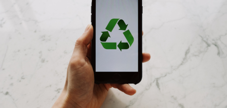 Como as empresas podem implementar programas de reciclagem de forma eficaz