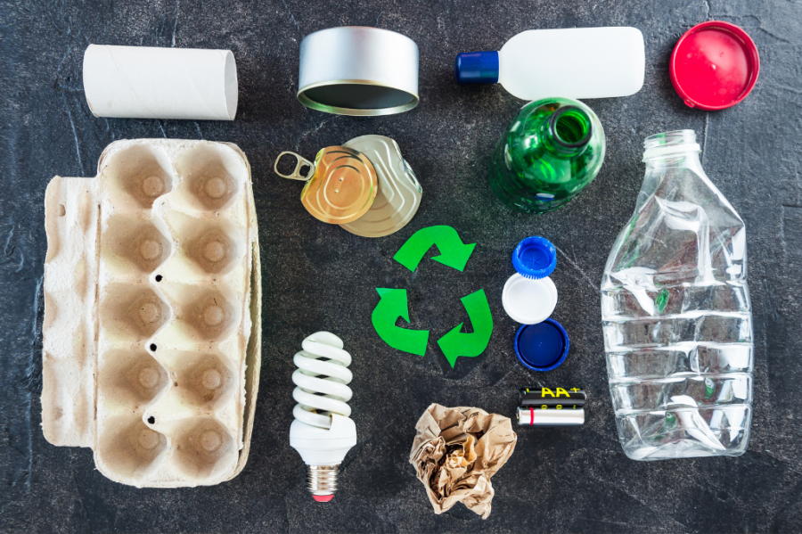 Quais materiais recicláveis podem ser vendidos e como lucrar com eles